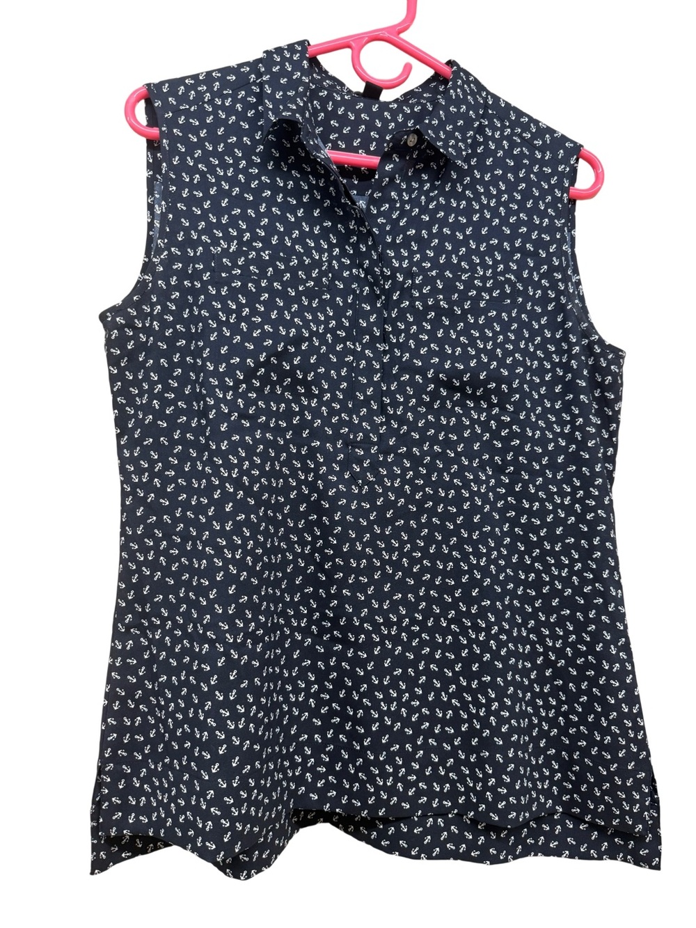 Ann Taylor Sleeveless Blouse with Small Nautical Anchors